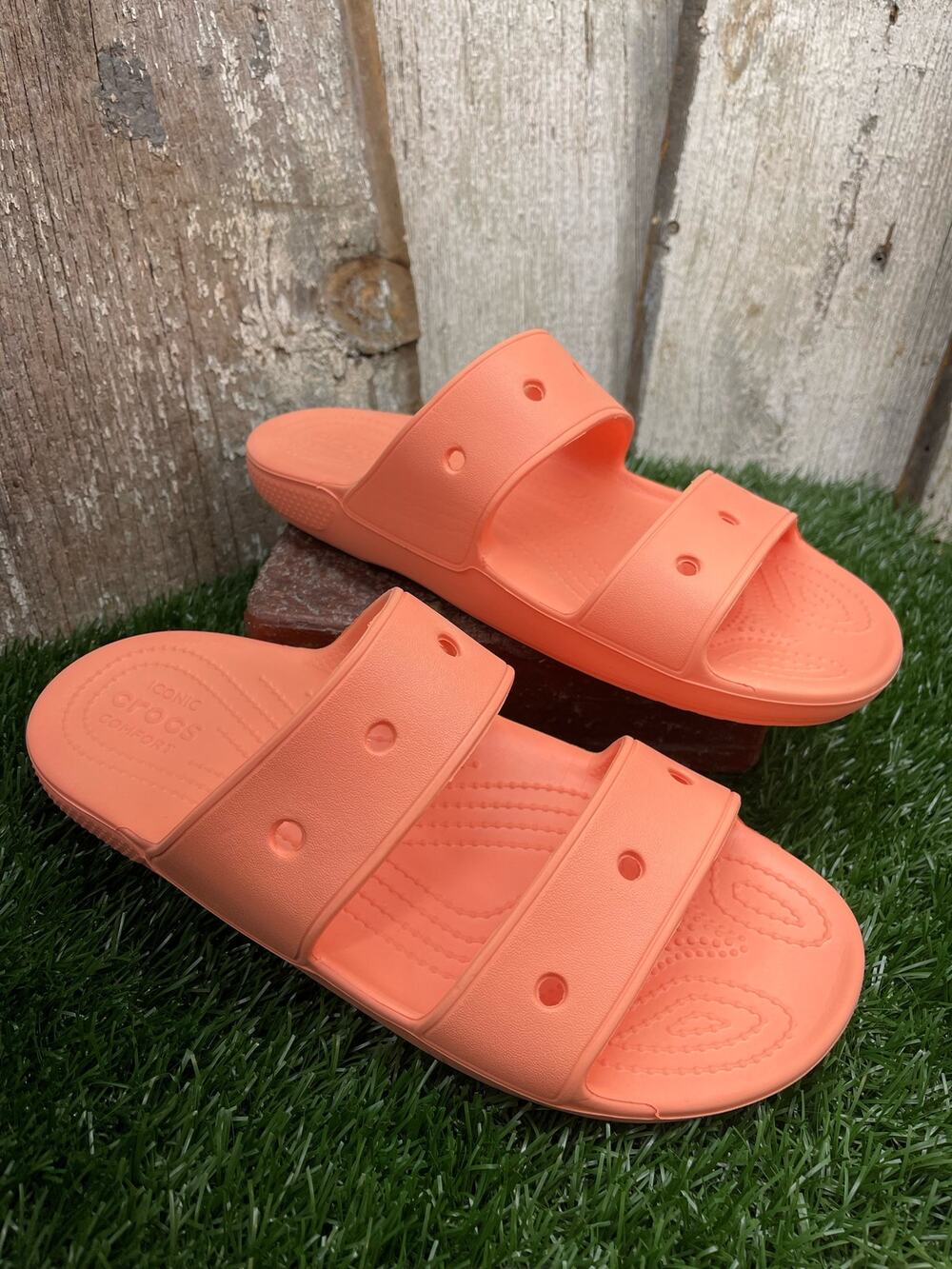 CROCS Classic Slides Women's 11 Papaya Sandals